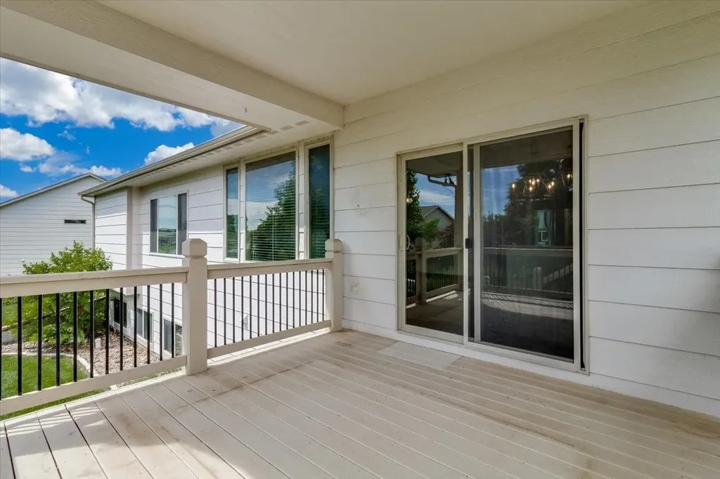 2726 N Woodridge Wichita KS 67226
