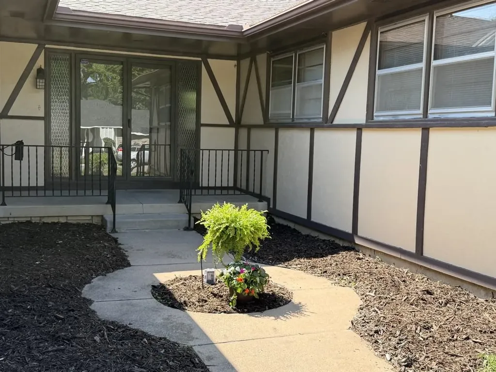 1019 N Chipper Lane Wichita KS 67212