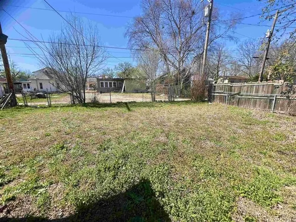 1035 N A Street Arkansas City KS 67005
