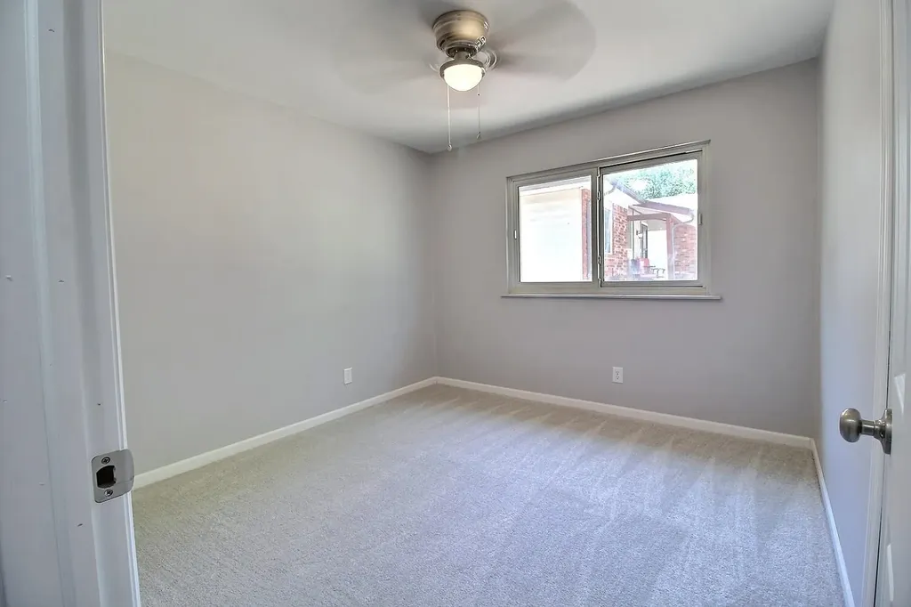 1217 Sunset Mulvane KS 67110