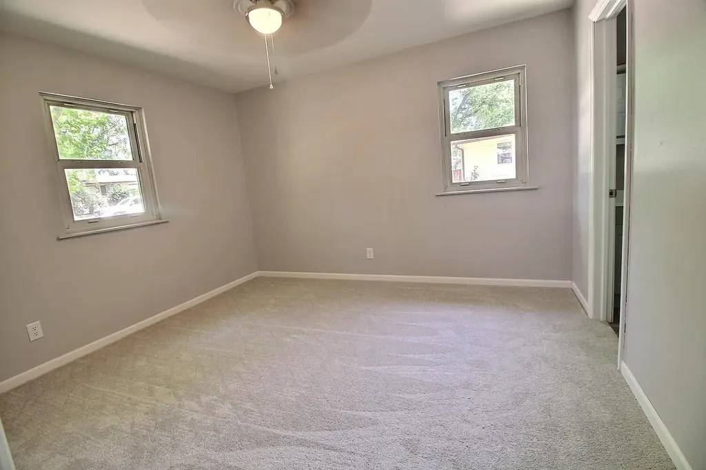 1217 Sunset Mulvane KS 67110