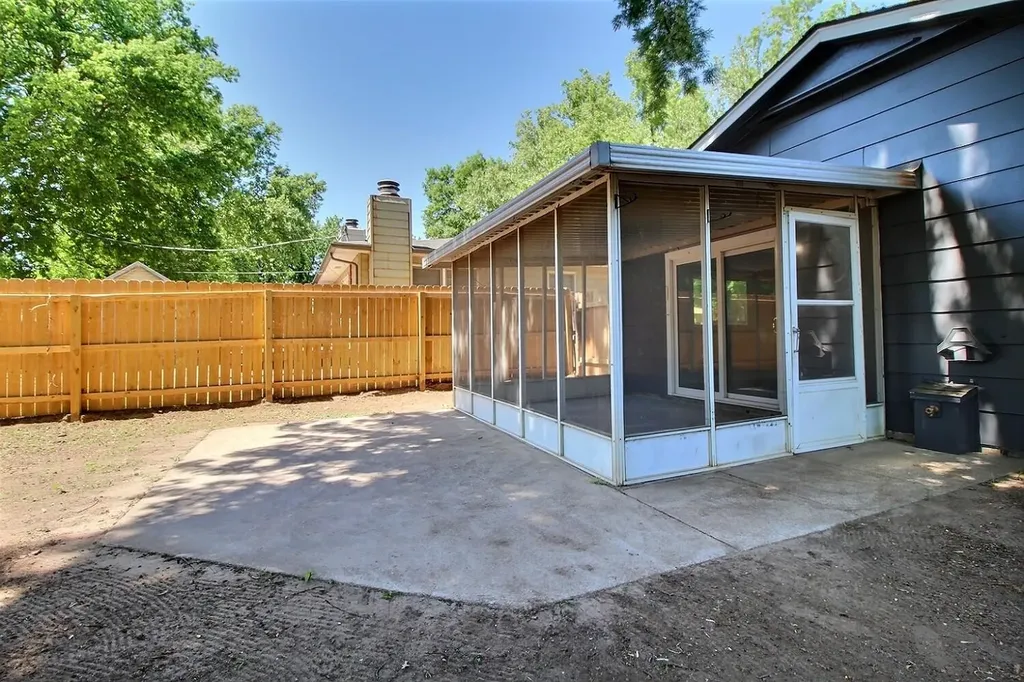 1217 Sunset Mulvane KS 67110