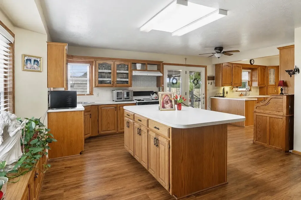 30121 W 63rd Street S Cheney KS 67050