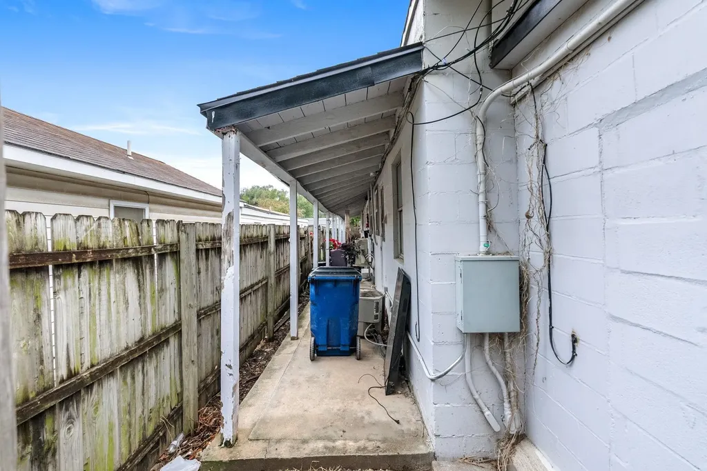 121-127 W 31st Street N Wichita KS 67204