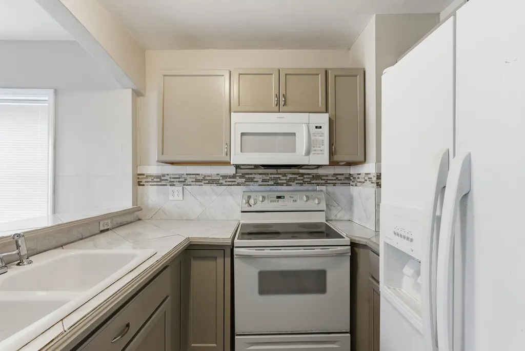 1535-1537 N Holyoke Avenue Wichita KS 67208