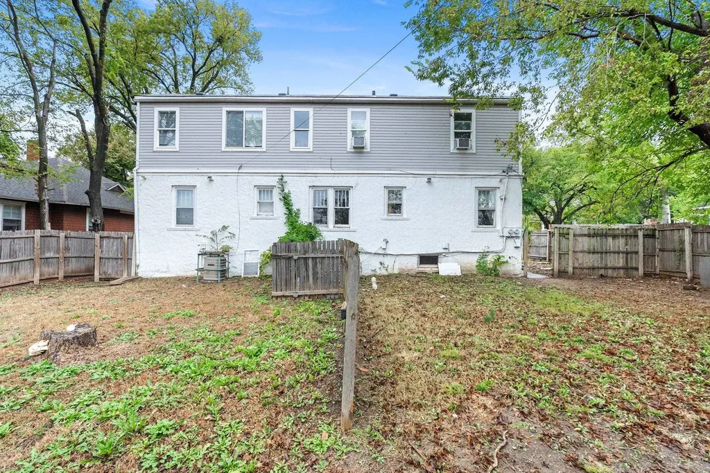 1535-1537 N Holyoke Avenue Wichita KS 67208