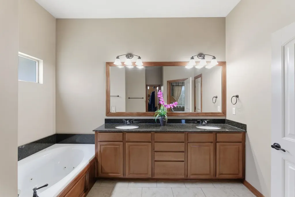 616 S Saint Andrews Wichita KS 67230