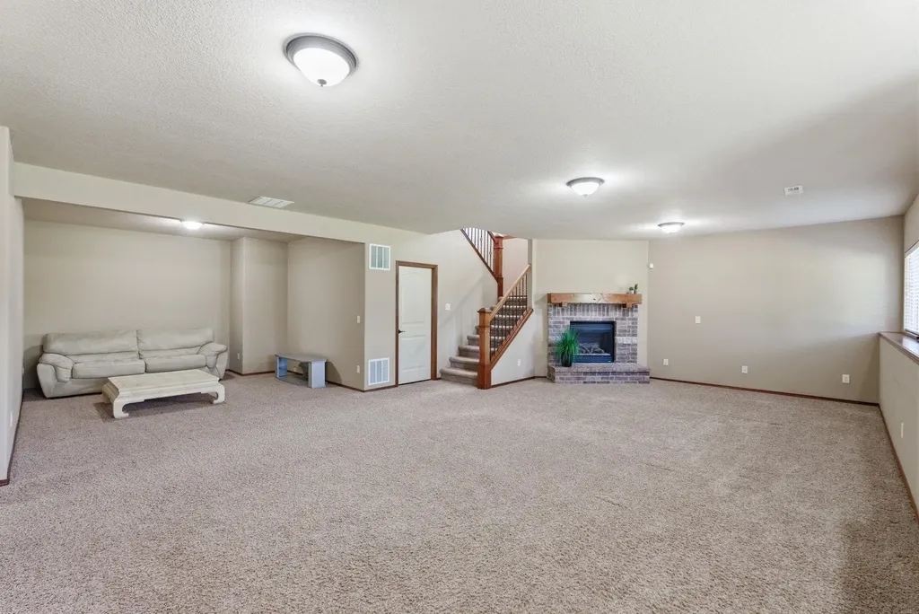 616 S Saint Andrews Wichita KS 67230