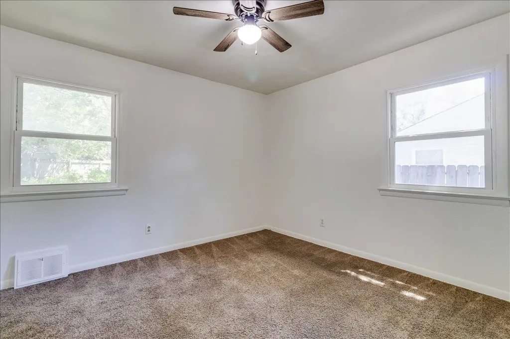 930 N Westview Derby KS 67037
