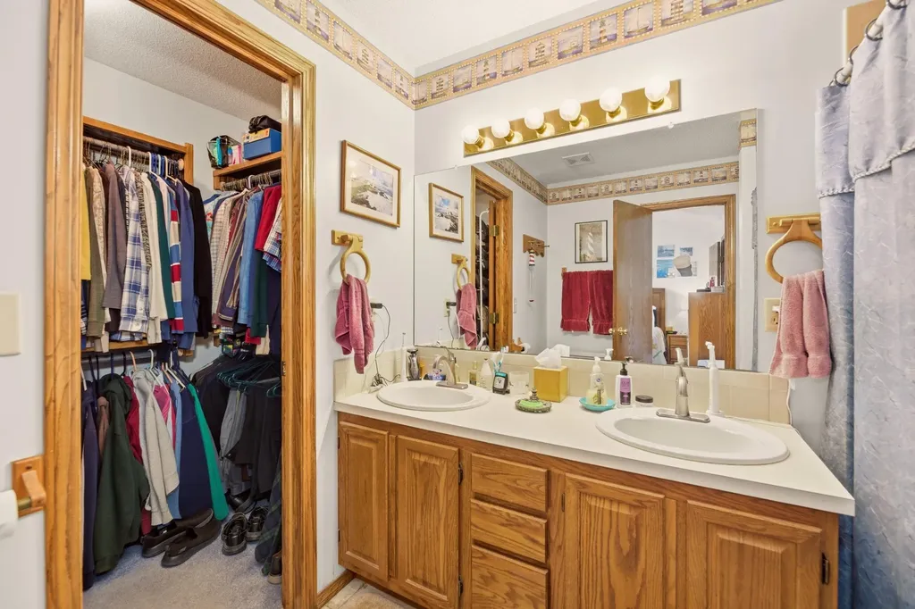 11914 W Carr Avenue Wichita KS 67209