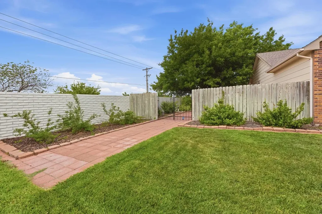 11914 W Carr Avenue Wichita KS 67209