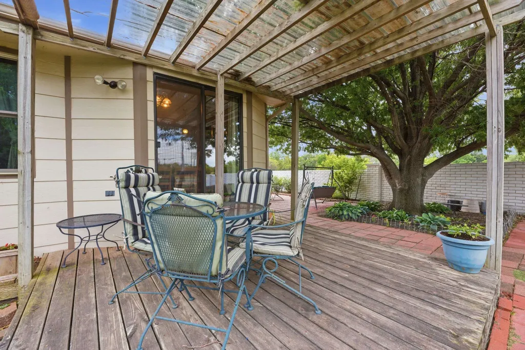 11914 W Carr Avenue Wichita KS 67209