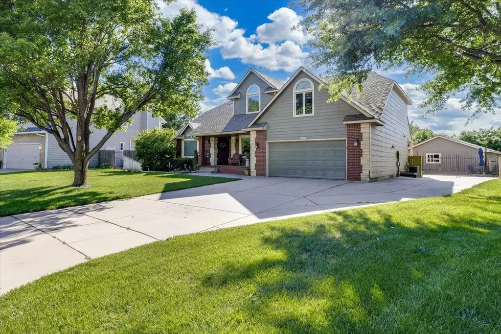 1851 N Denene Wichita KS 67212