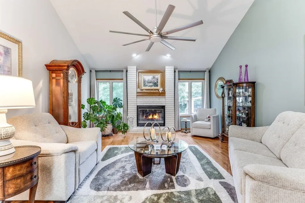 1851 N Denene Wichita KS 67212