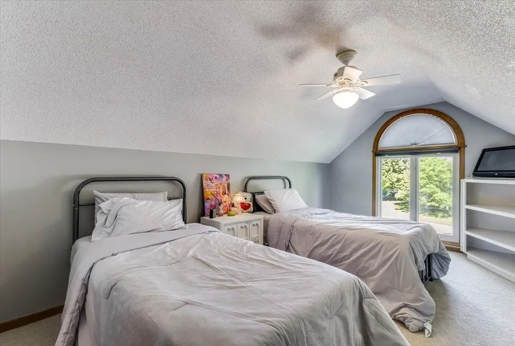 1851 N Denene Wichita KS 67212