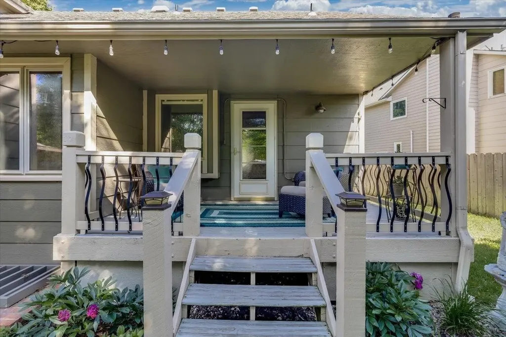 1851 N Denene Wichita KS 67212
