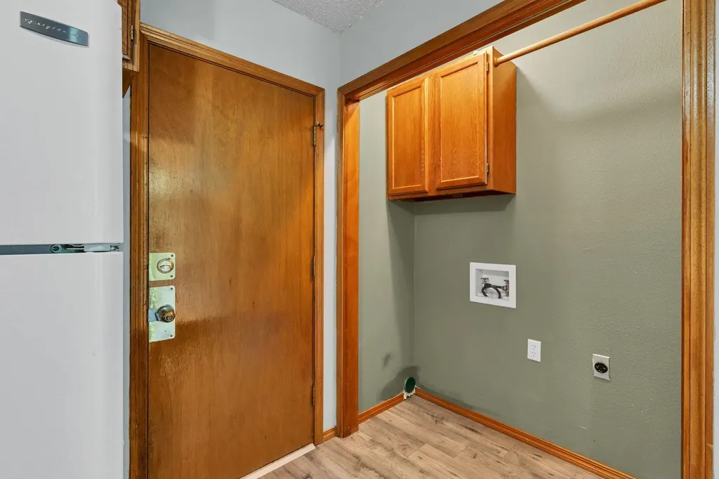 2014 N Woodlawn Boulevard Derby KS 67037-3129