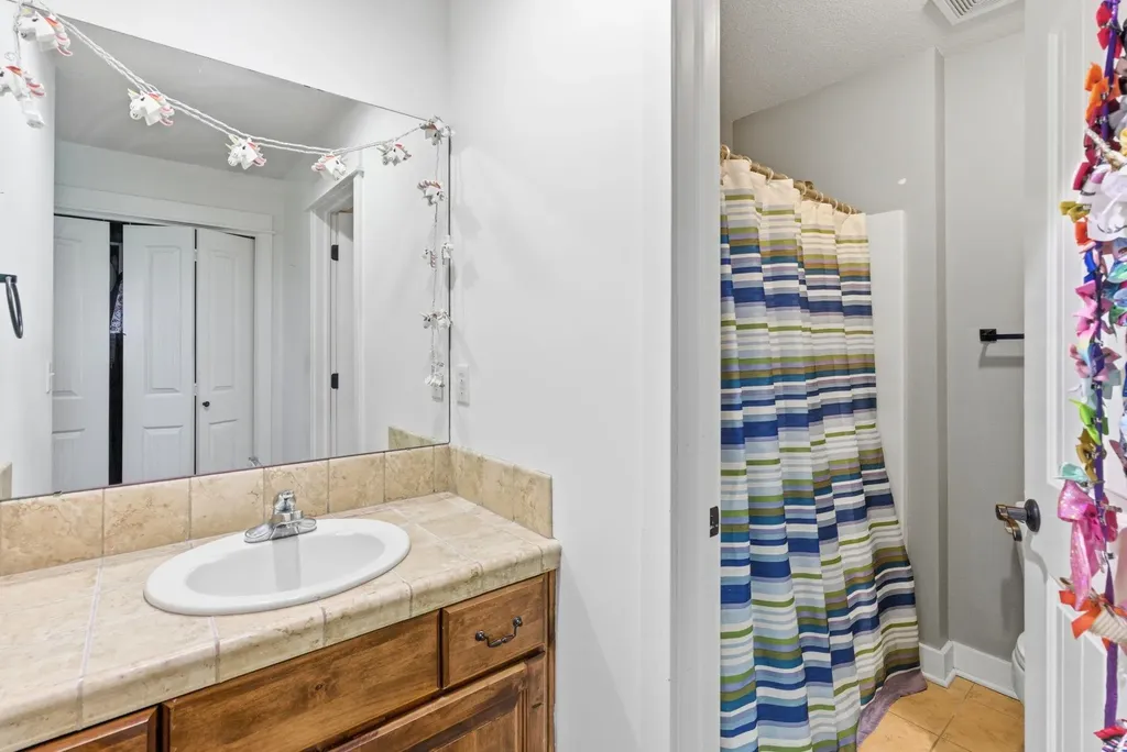 1402 Chaumont Circle Andover KS 67002
