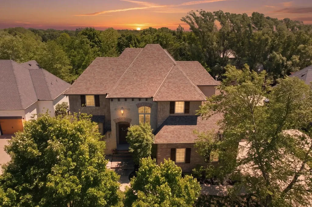 1402 Chaumont Circle Andover KS 67002