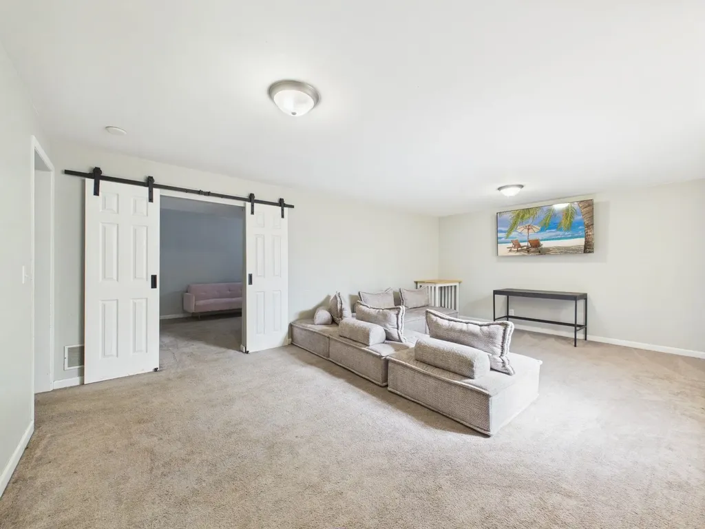 2109 S Dalton Street Wichita KS 67207