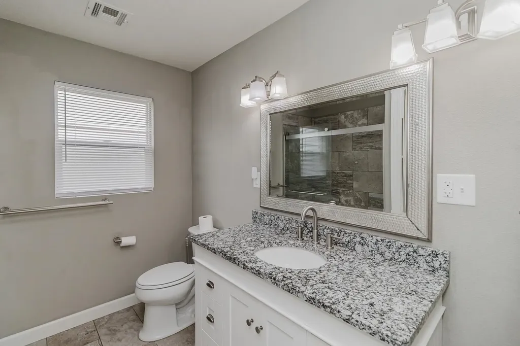 2335 S Crest Wichita KS 67207