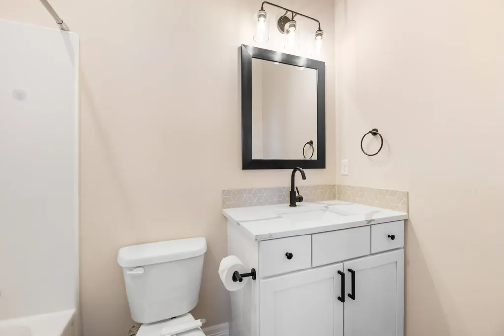 3404 S Capri Wichita KS 67210
