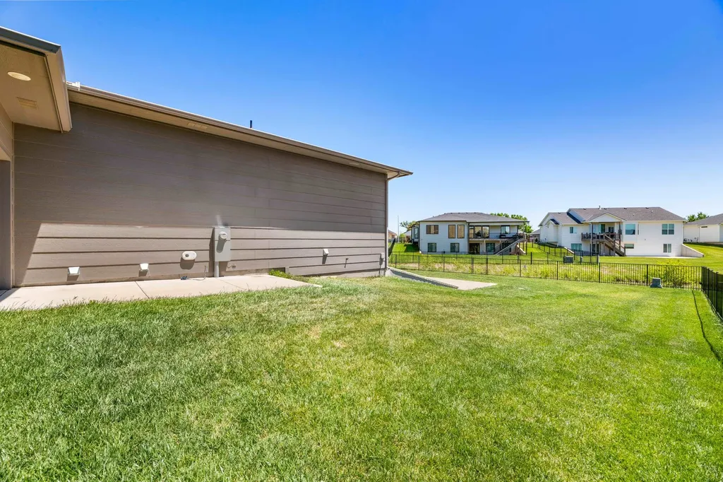 3404 S Capri Wichita KS 67210