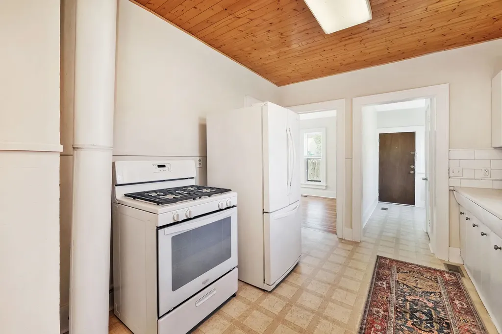 3112 E 1st Wichita KS 67214