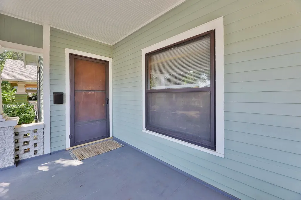 3112 E 1st Wichita KS 67214