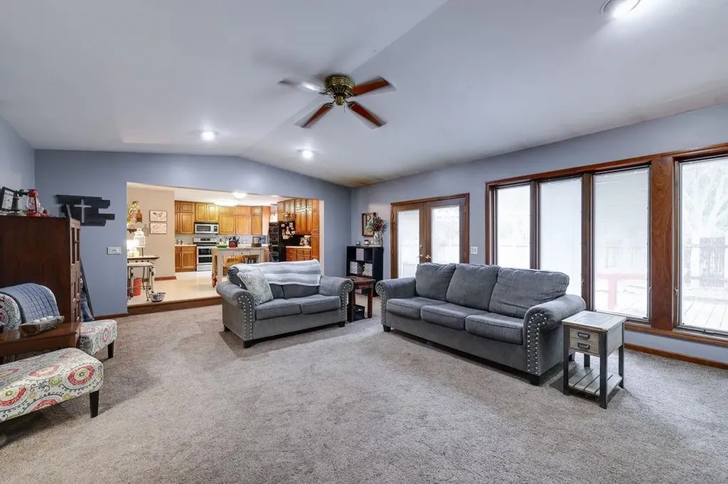 1423 Fuller Winfield KS 67156