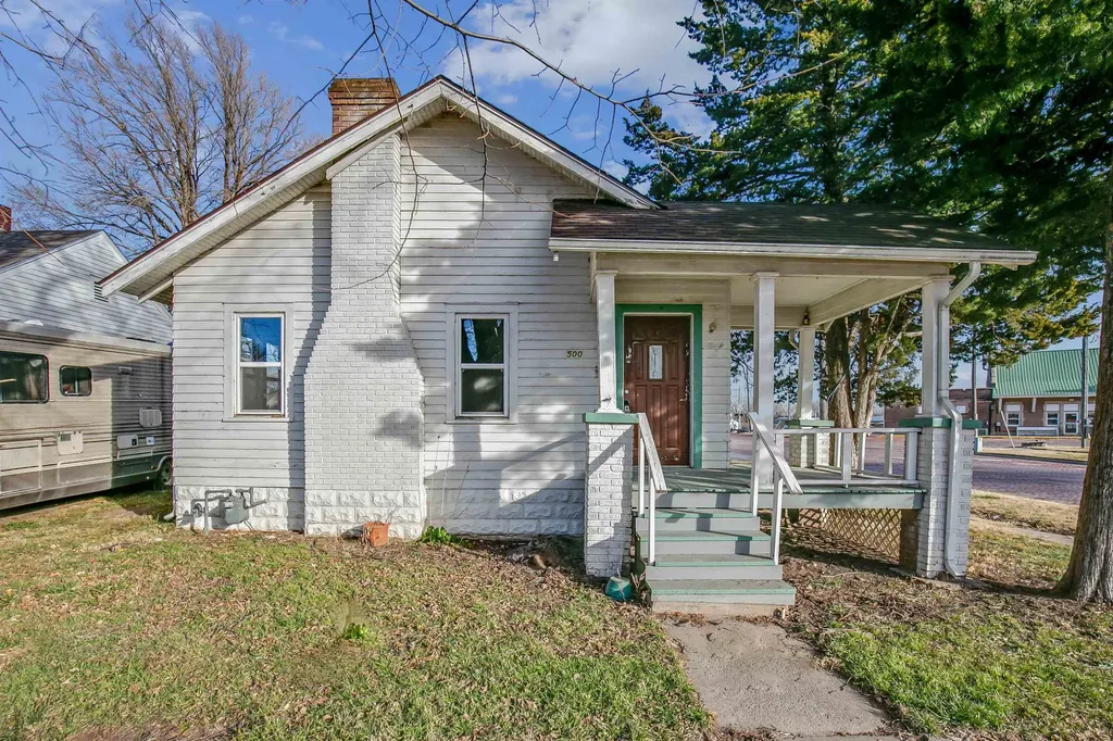 500 Osage Street Augusta KS 67010