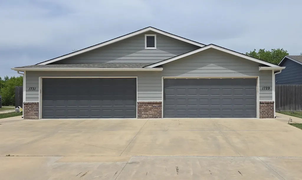 1729-1731 E 69th Court N Wichita KS 67219
