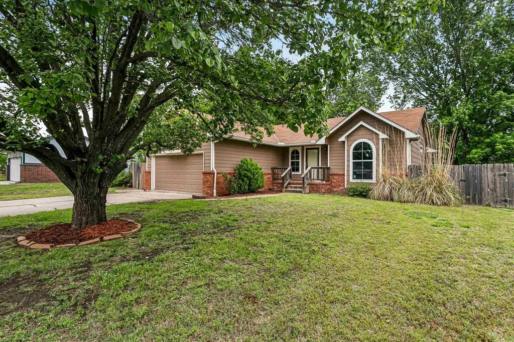 Wichita KS, 7439 E 31st