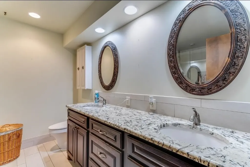 16 N Circle Drive Mulvane KS 67110