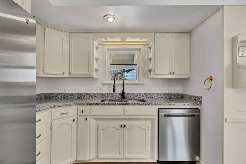 6115 N Hydraulic Park City KS 67219