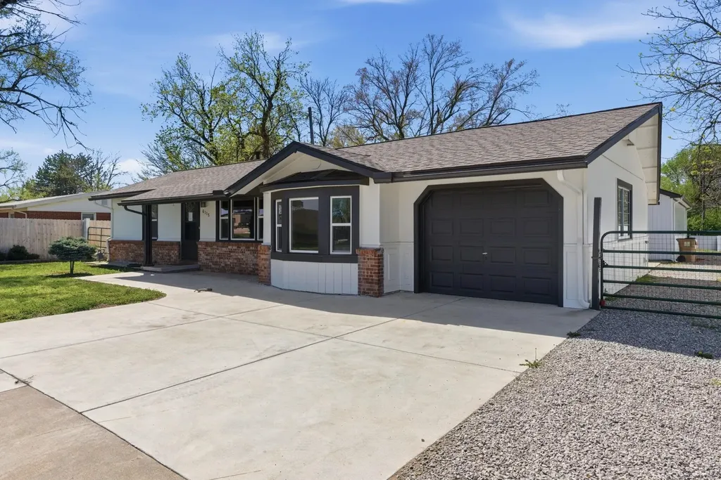 6115 N Hydraulic Park City KS 67219