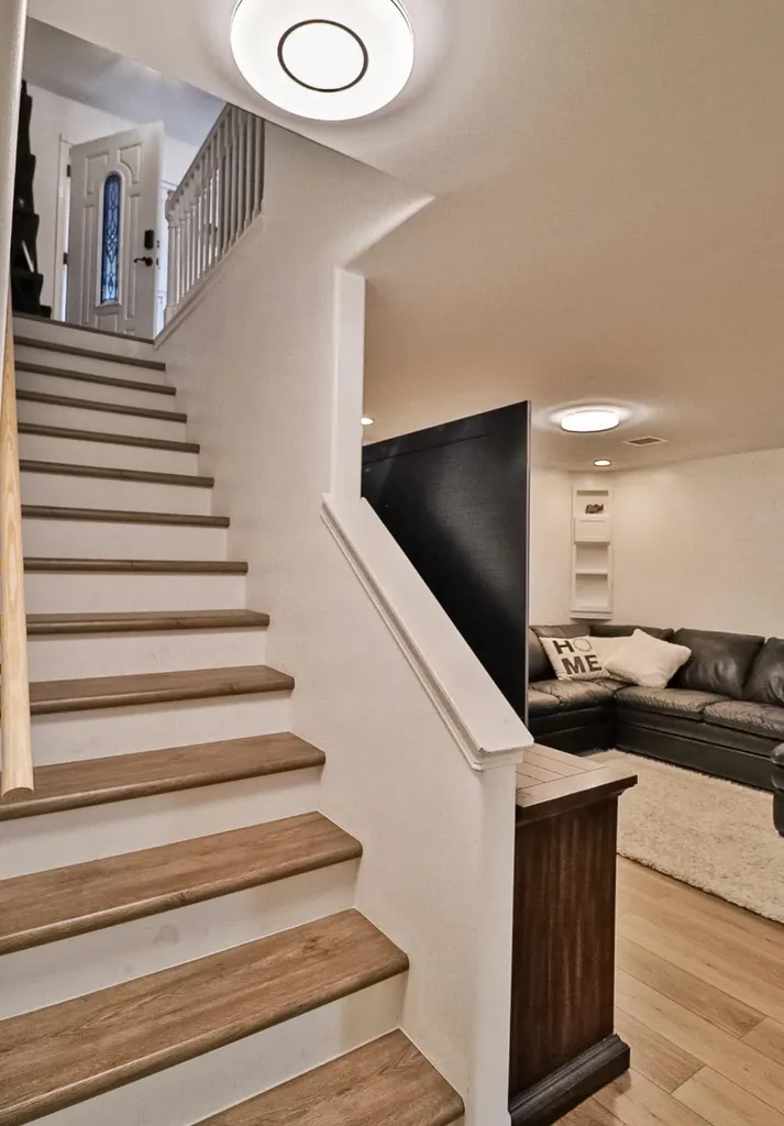 866 S Bedford Court Wichita KS 67207