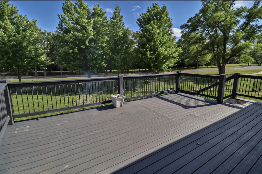 866 S Bedford Court Wichita KS 67207
