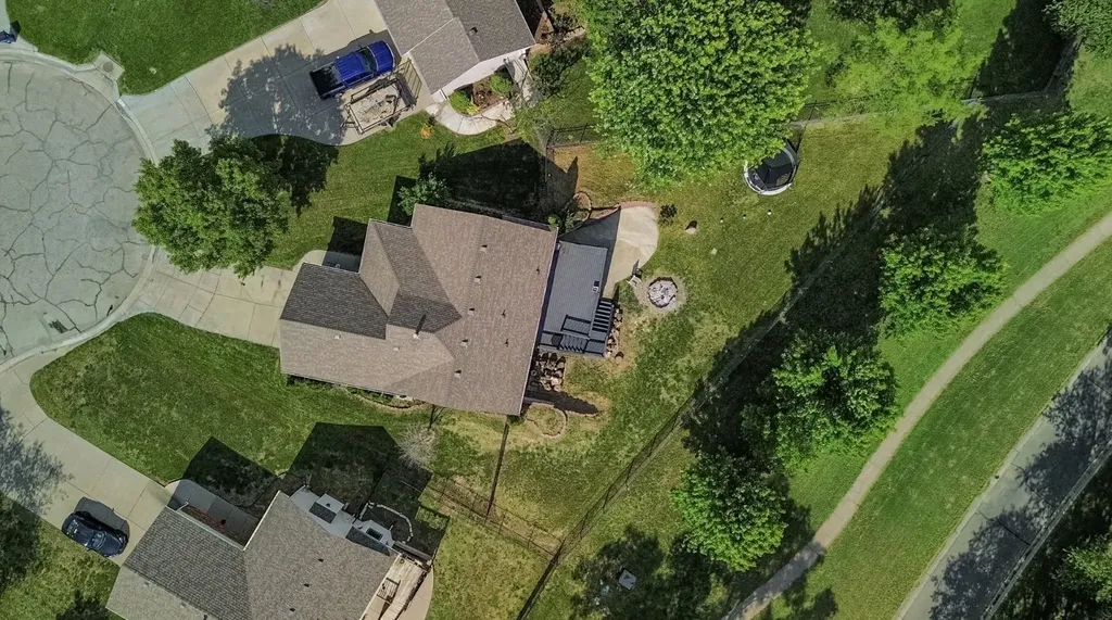 866 S Bedford Court Wichita KS 67207
