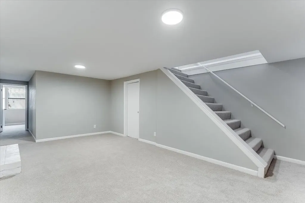 928 S Dalton Drive Wichita KS 67207
