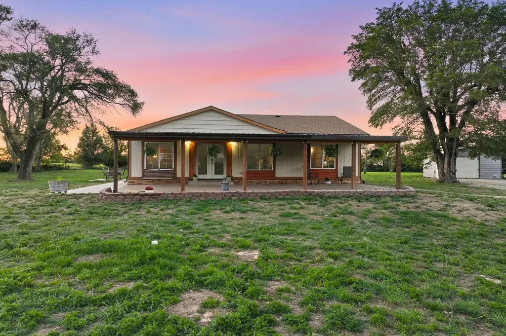 15076 SW 230th Street Douglass KS 67039