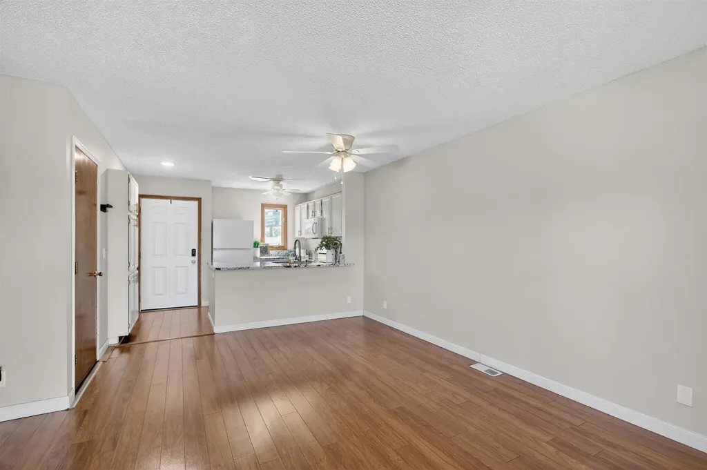 1105 N Lakewind Street Wichita KS 67212