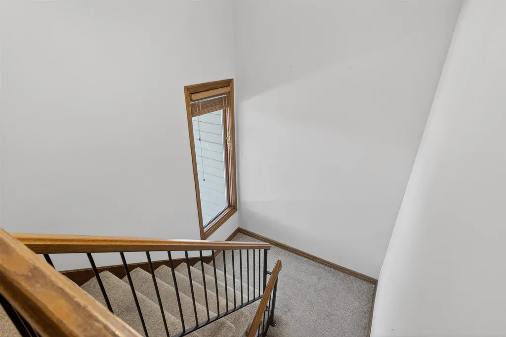 1105 N Lakewind Street Wichita KS 67212