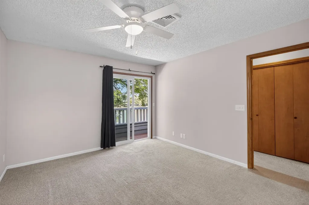 1105 N Lakewind Street Wichita KS 67212