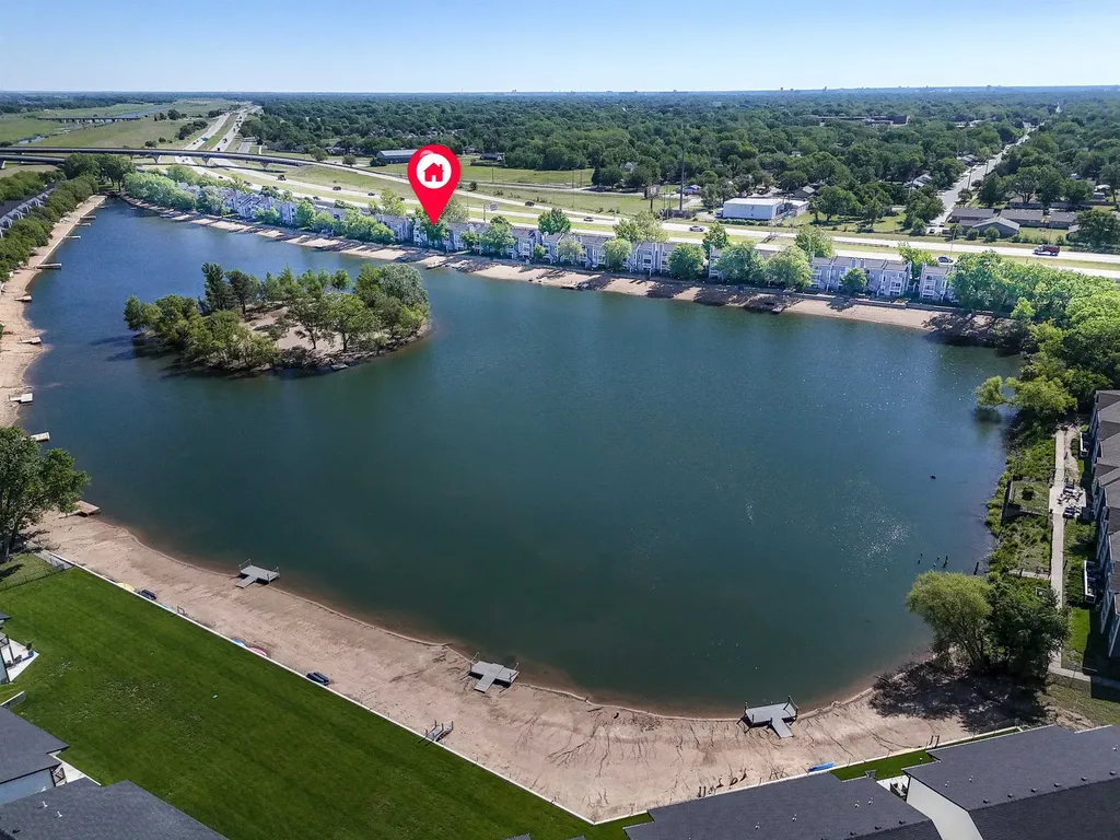 1105 N Lakewind Street Wichita KS 67212