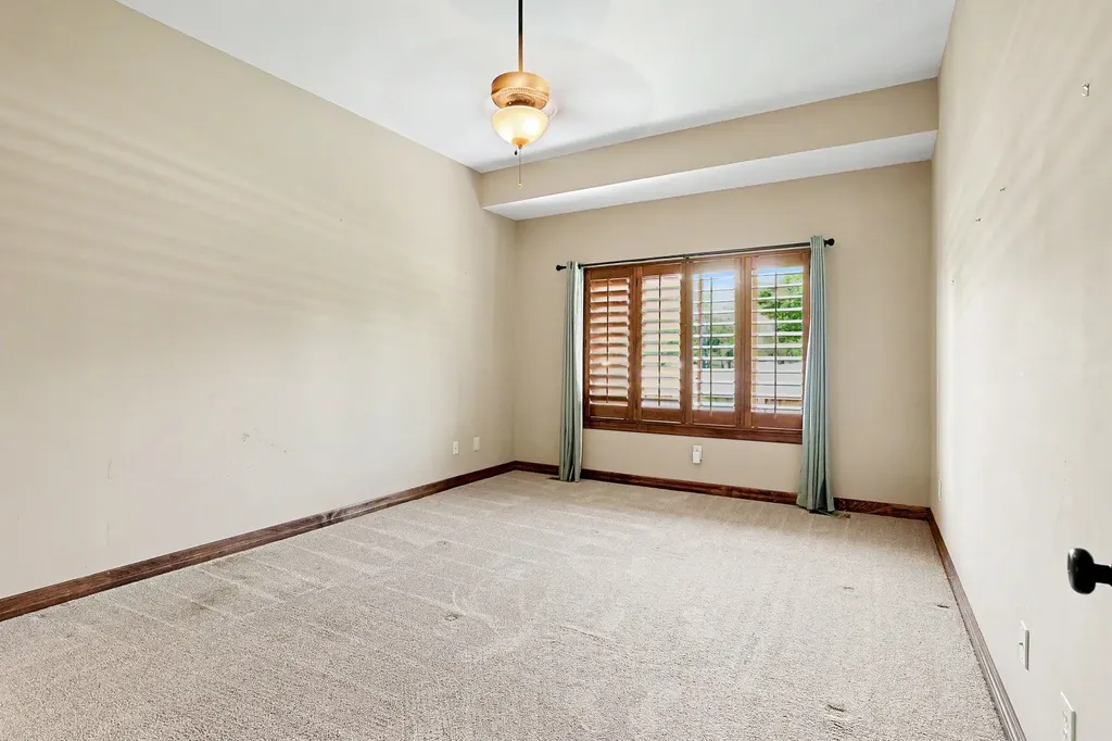 206 S Bordeulac Street Wichita KS 67230