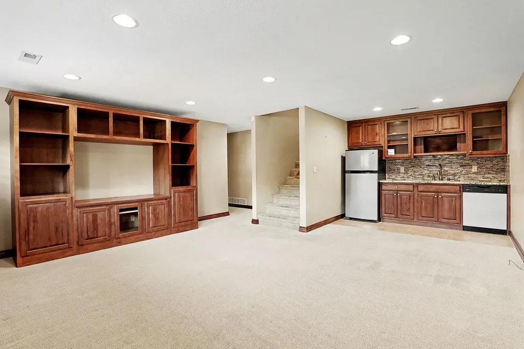 206 S Bordeulac Street Wichita KS 67230