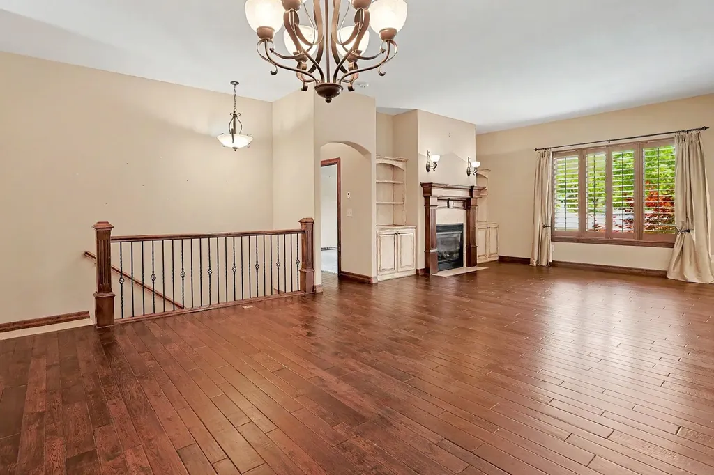 206 S Bordeulac Street Wichita KS 67230