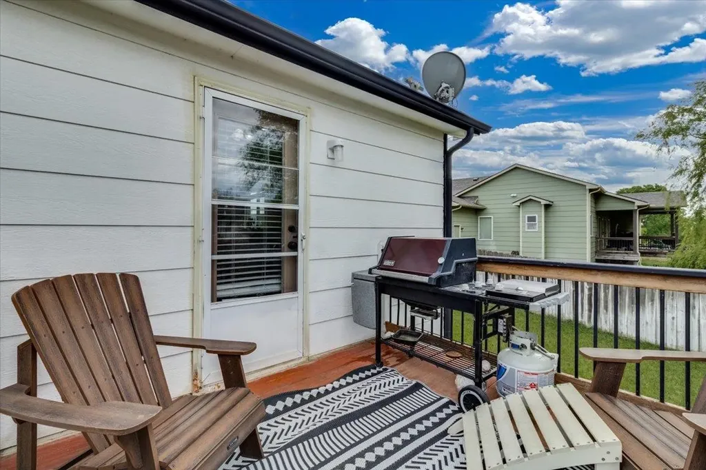 216 W Poplar Street Goddard KS 67052
