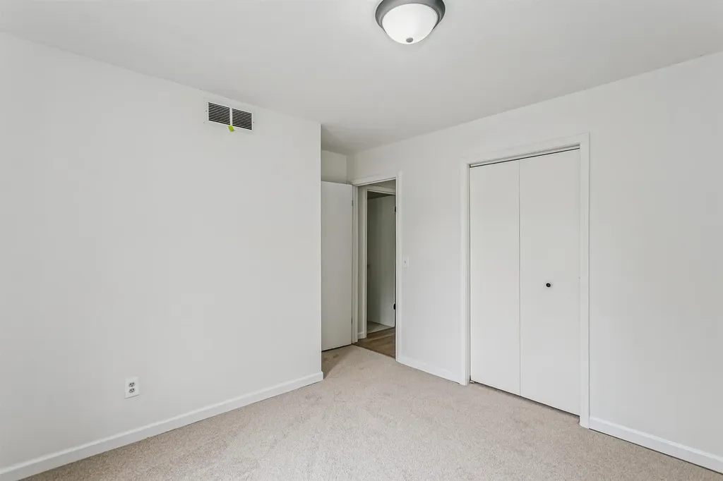 302 W Cherokee Drive Kechi KS 67067